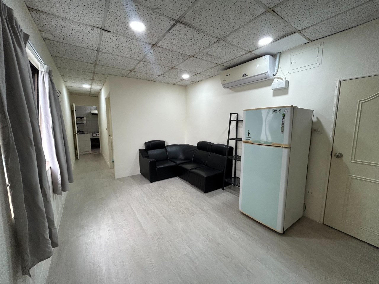 光華商場旁長安東路2段整層5樓